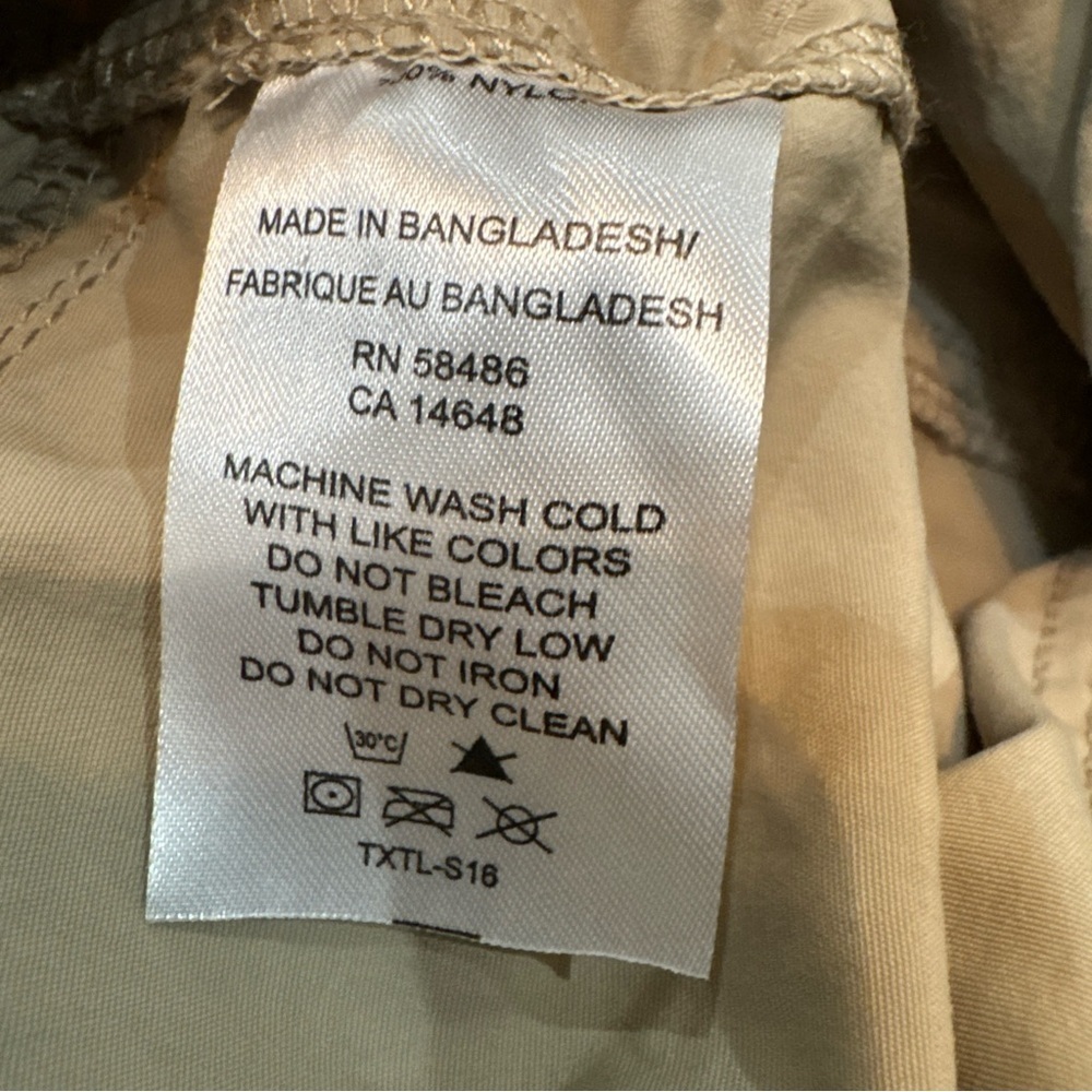 NWT White Sierra Roll Up Tan Khaki Hiking Performance Pant Women’s XL Gorpcore - Picture 15 of 15